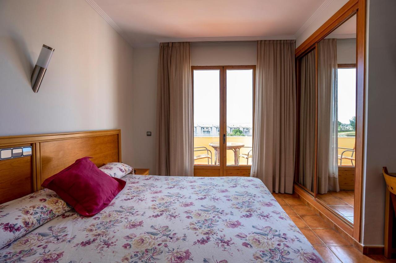 Hotel Los Barruecos By Croma Malpartida de Cáceres المظهر الخارجي الصورة
