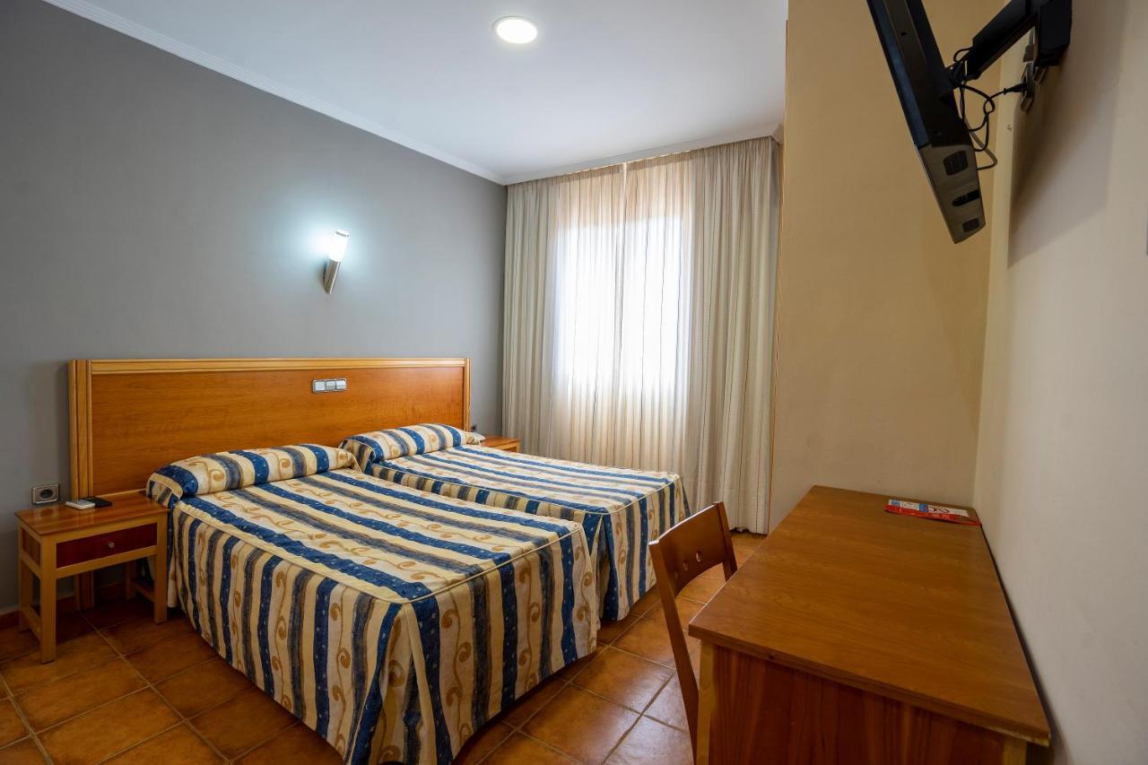 Hotel Los Barruecos By Croma Malpartida de Cáceres المظهر الخارجي الصورة