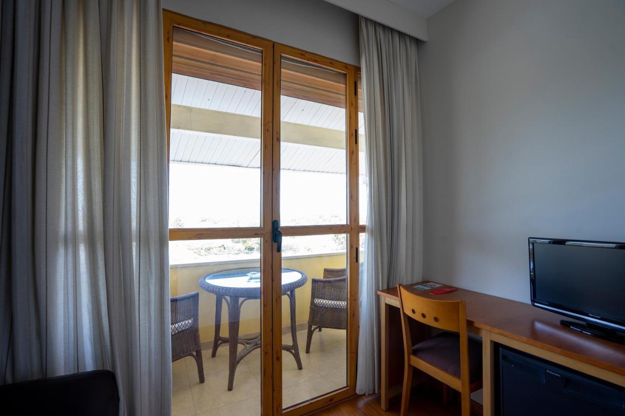 Hotel Los Barruecos By Croma Malpartida de Cáceres المظهر الخارجي الصورة