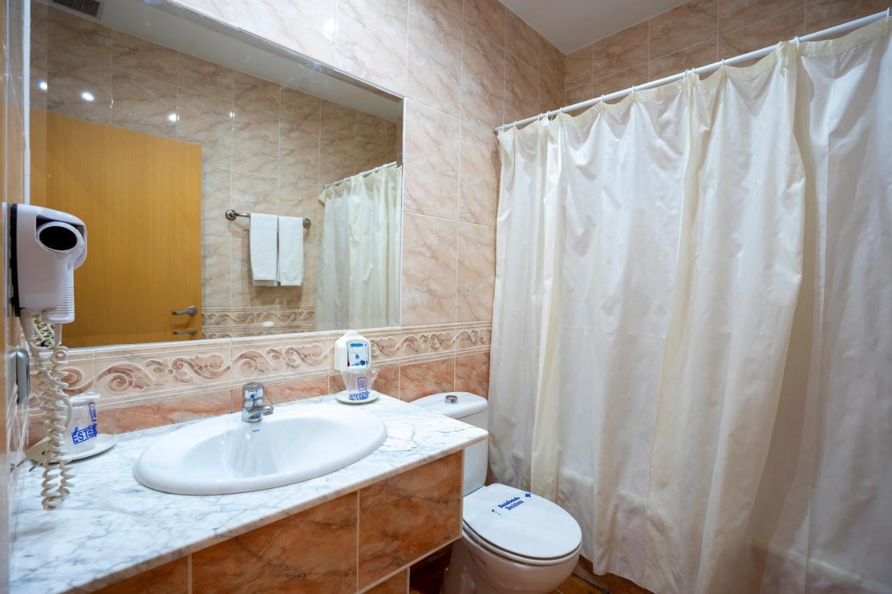 Hotel Los Barruecos By Croma Malpartida de Cáceres المظهر الخارجي الصورة
