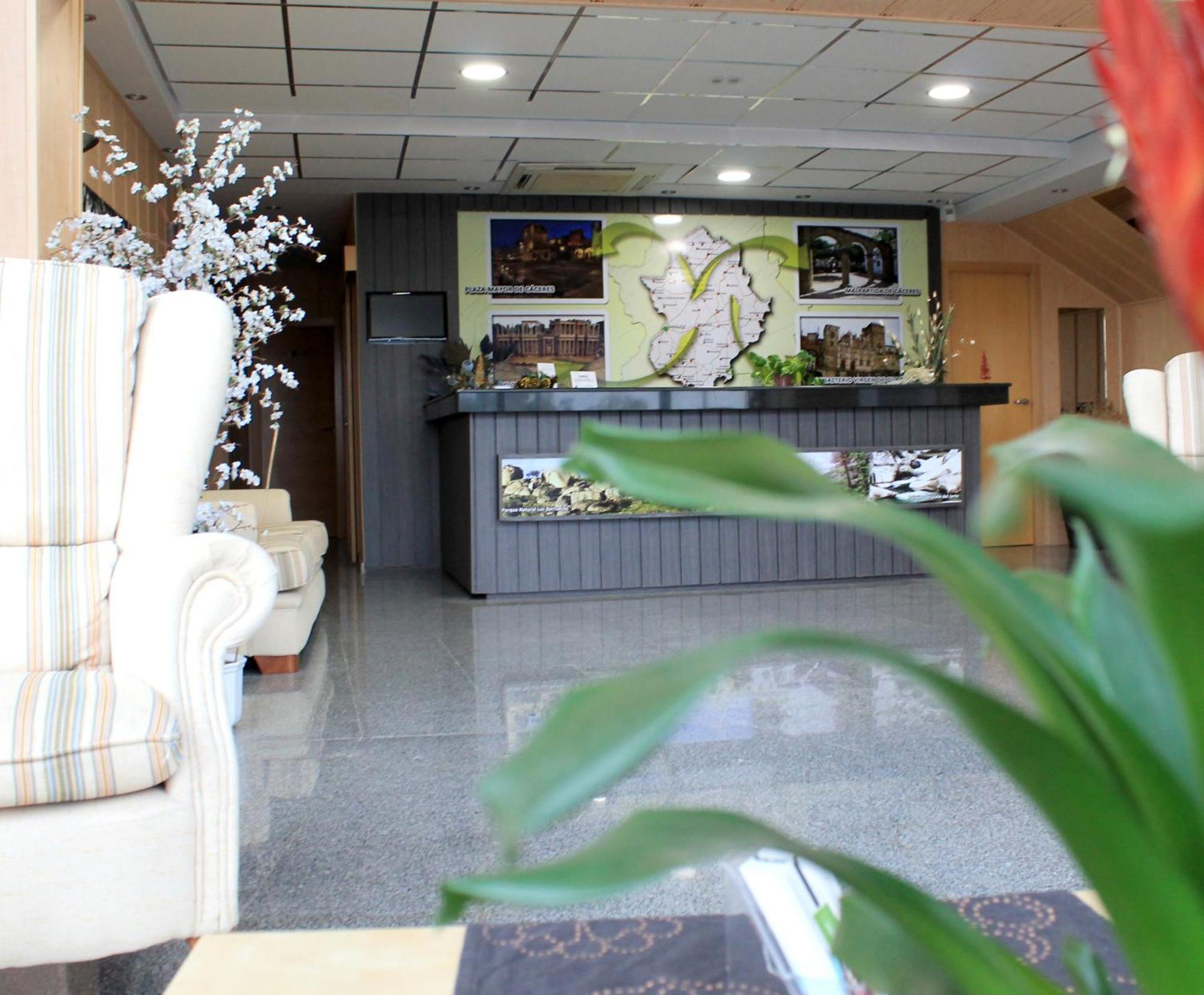 Hotel Los Barruecos By Croma Malpartida de Cáceres المظهر الخارجي الصورة